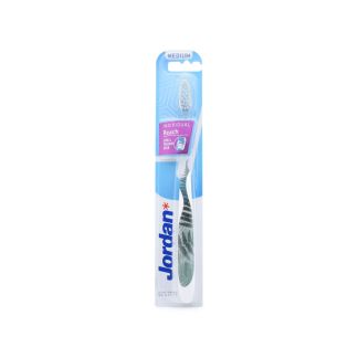 Jordan Individual Reach Toothbrush Medium White - Green Ferns 7038516550385