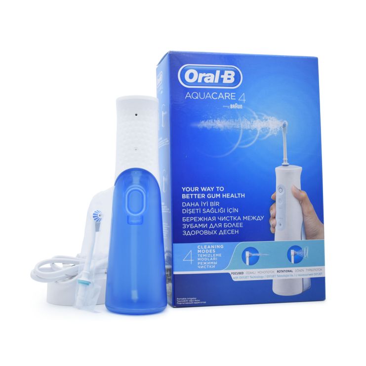 Oral-B AquaCare 4 Water Flosser